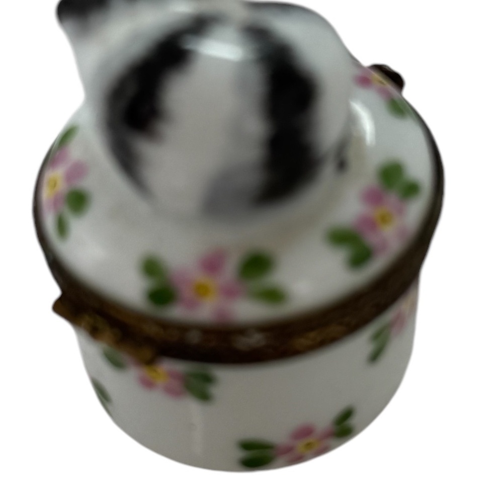 Limoges Box with Kitty - Picture 5 of 5
